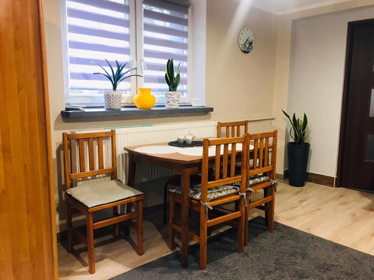 Apartament U Doroty เอากุสตูฟ ภายนอก รูปภาพ